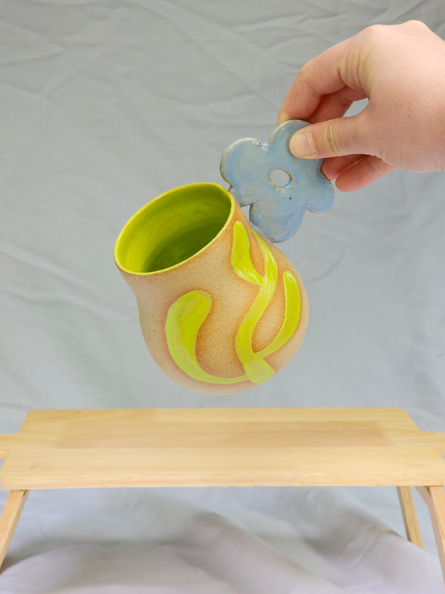 blue flower handle mug - Kaelceramic