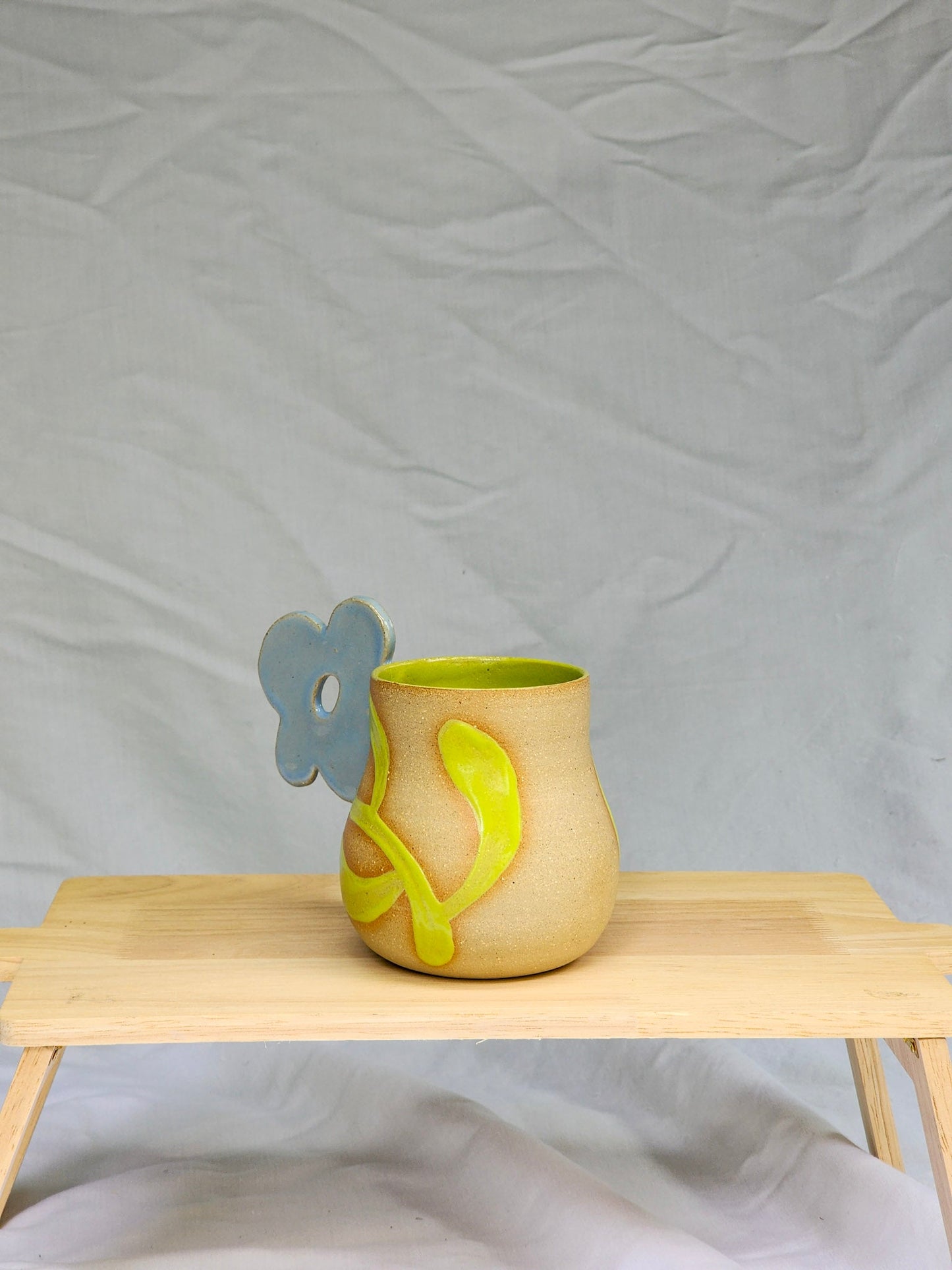 blue flower handle mug - Kaelceramic