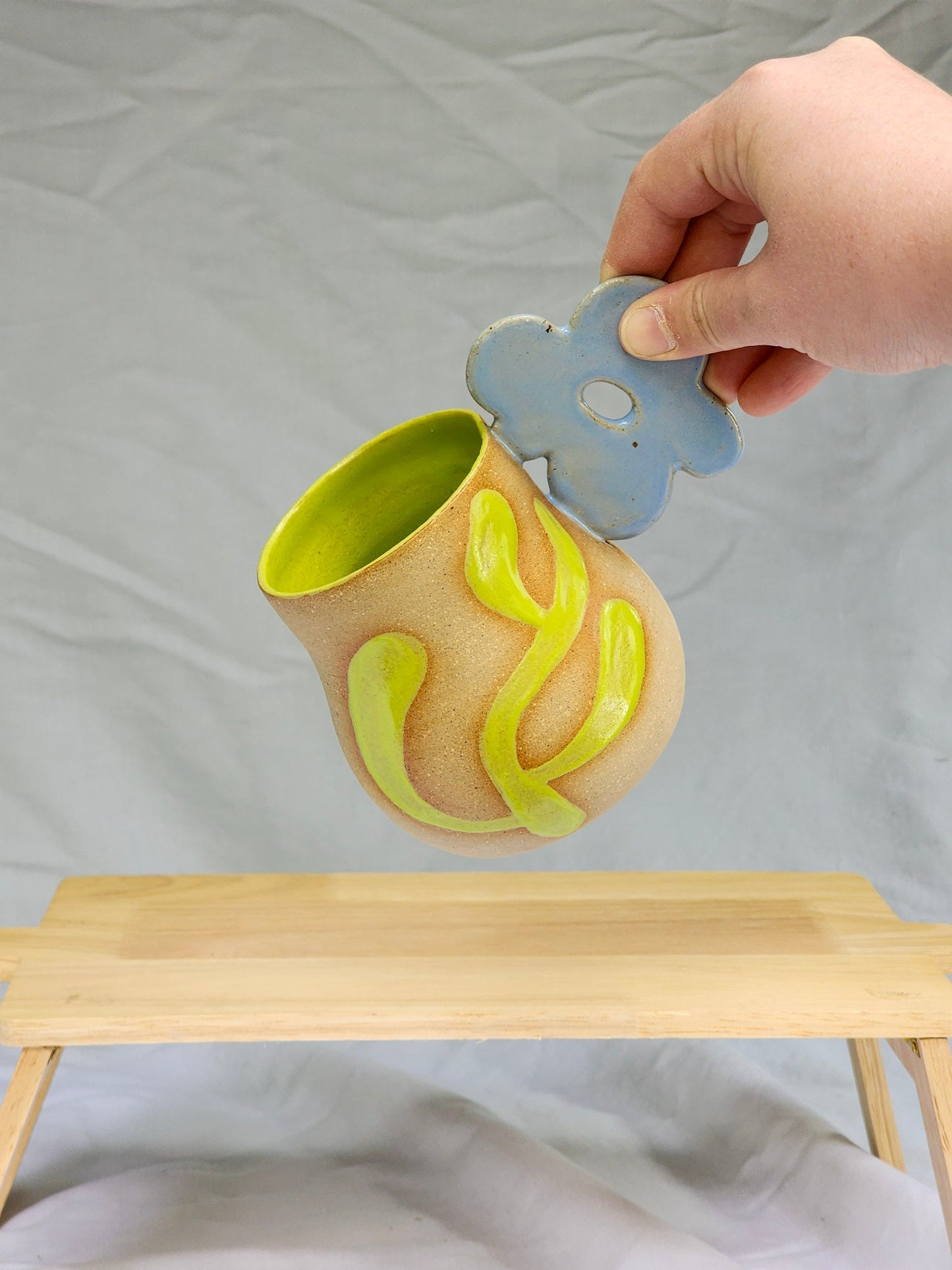 blue flower handle mug - Kaelceramic