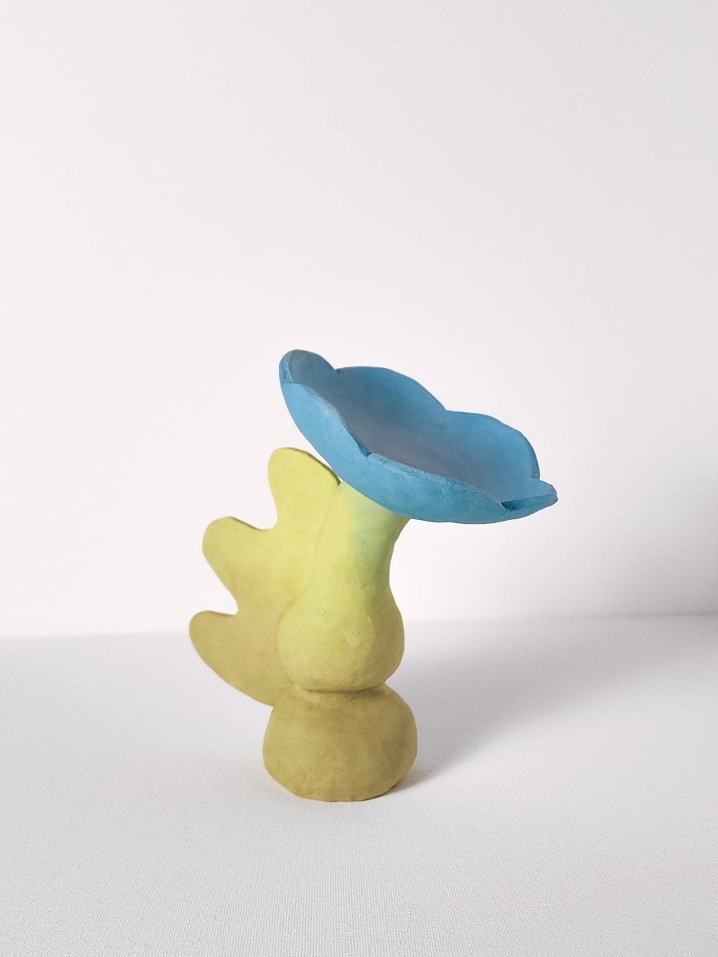 garden miss no. 3 sculpture - Kaelceramic