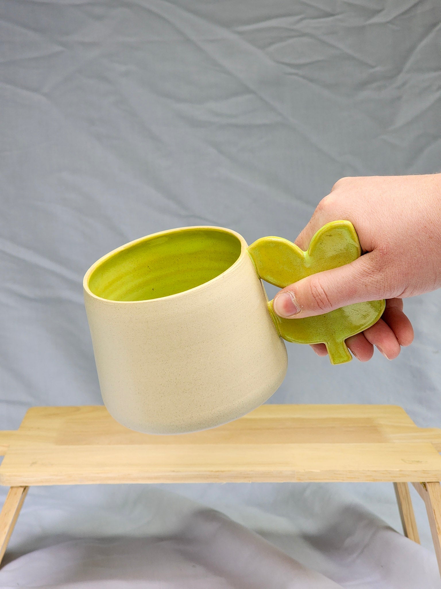 green leaf handle mug - Kaelceramic
