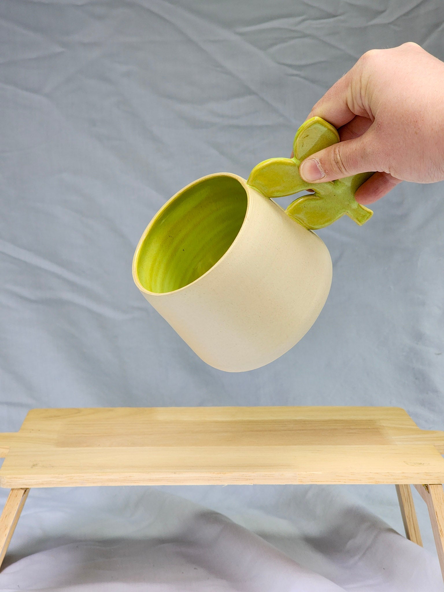 green leaf handle mug - Kaelceramic
