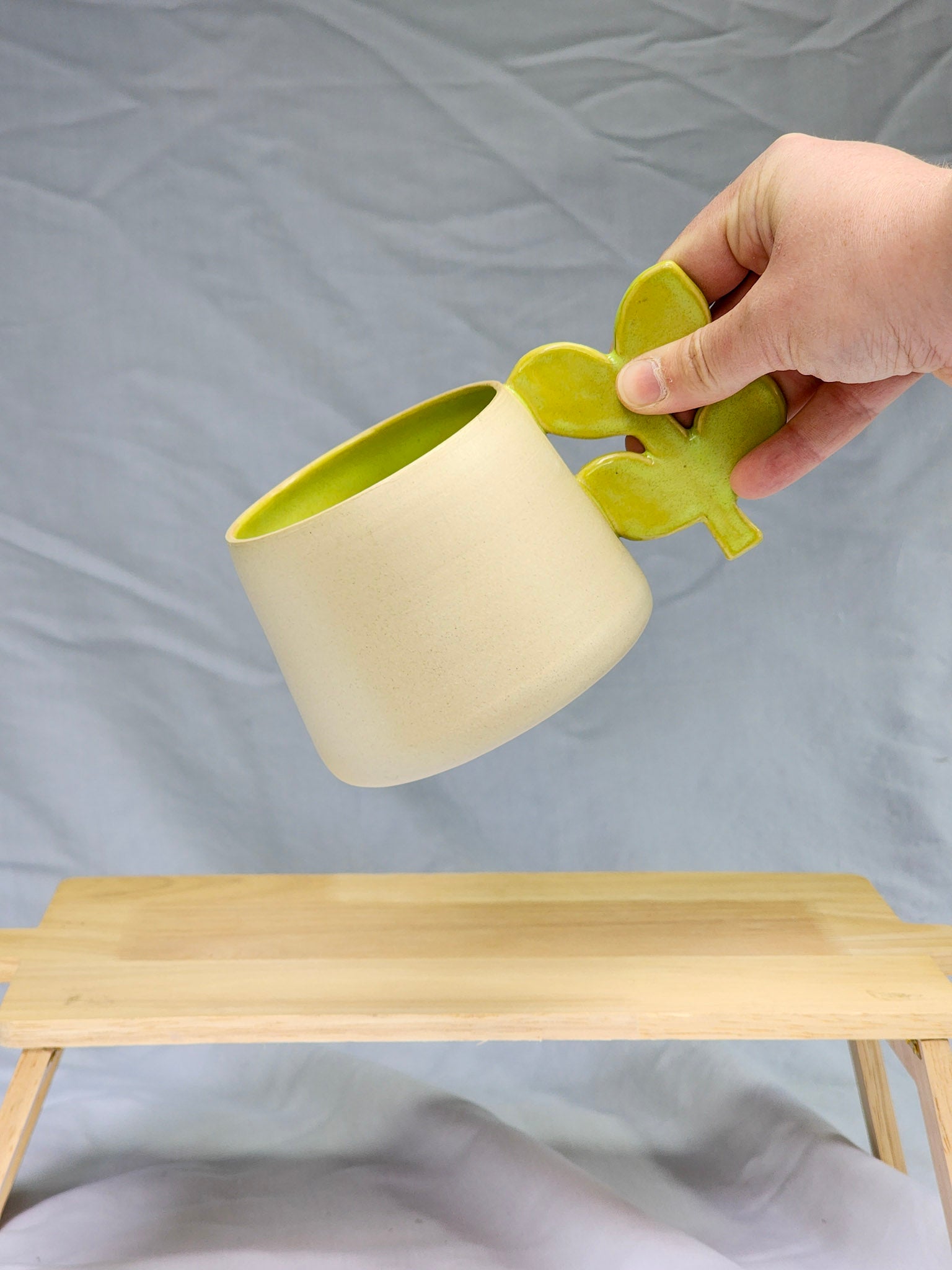 green leaf handle mug - Kaelceramic