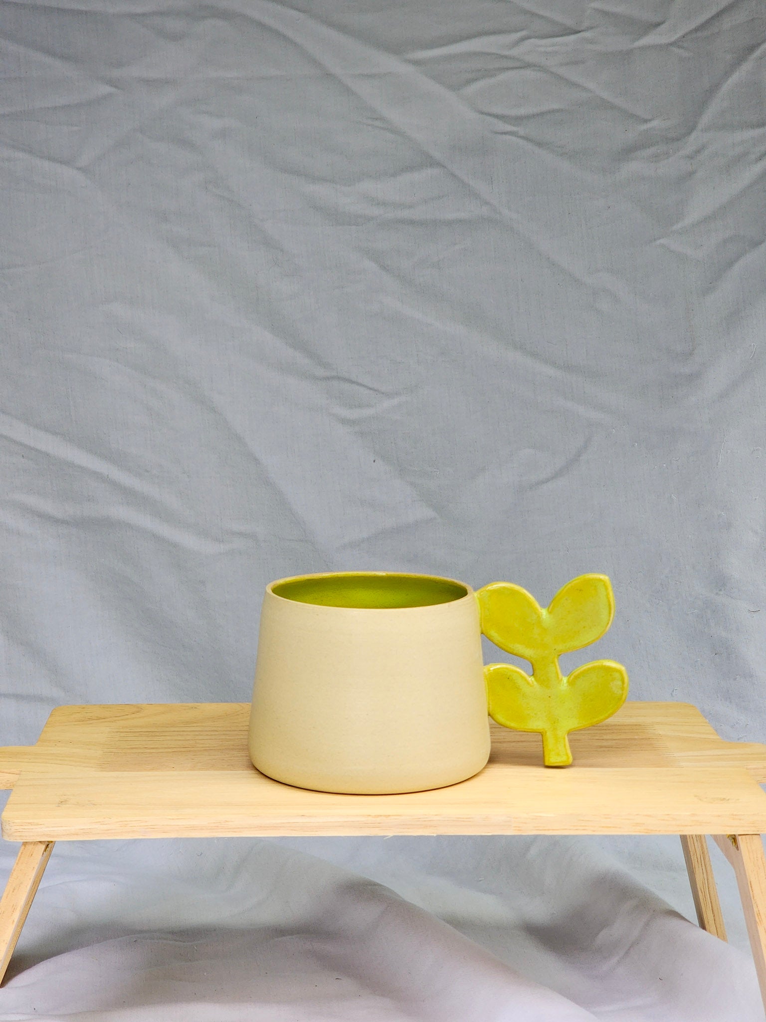 green leaf handle mug - Kaelceramic