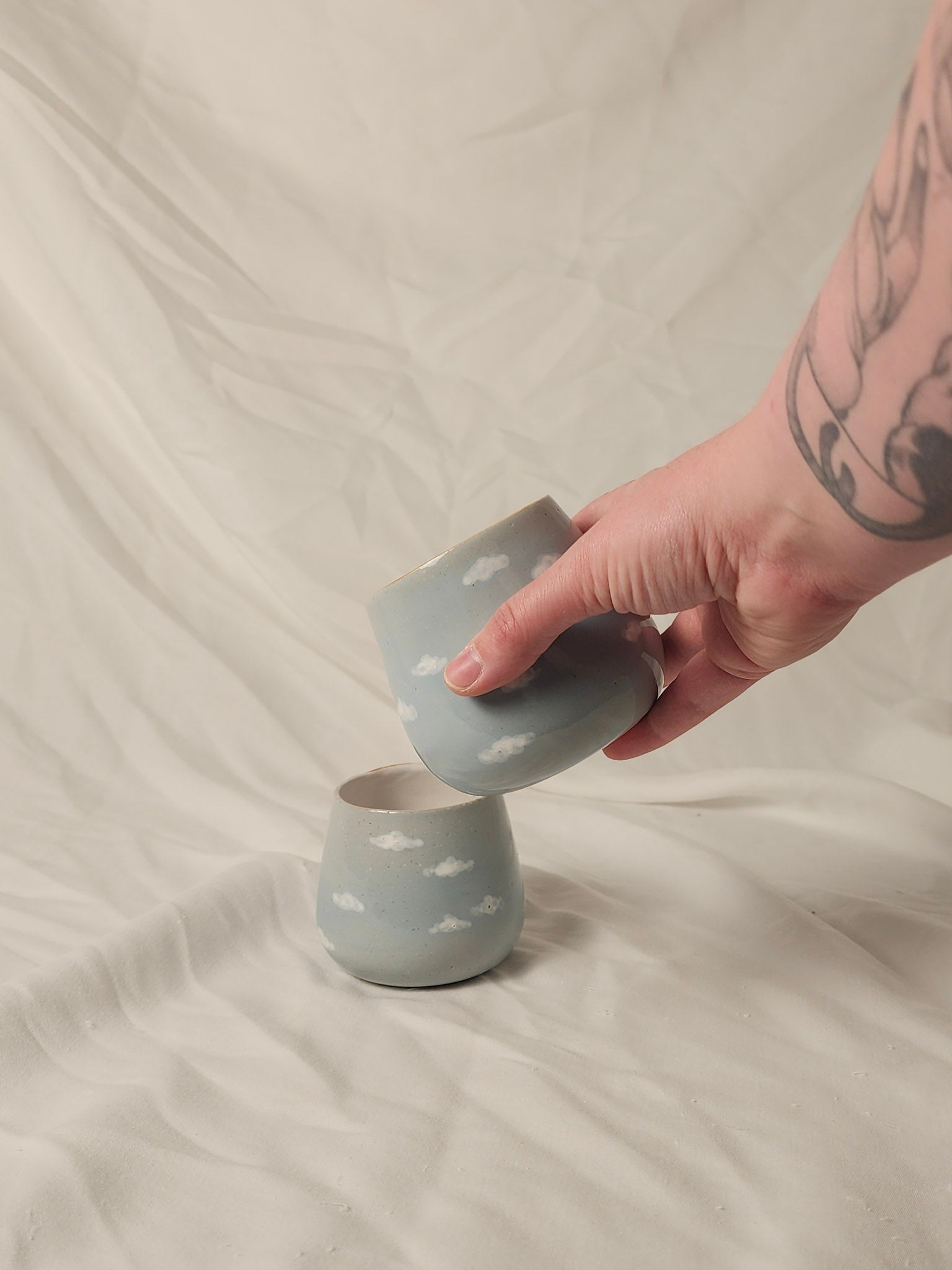 happy clouds wine cup ~ full gloss - Kaelceramic