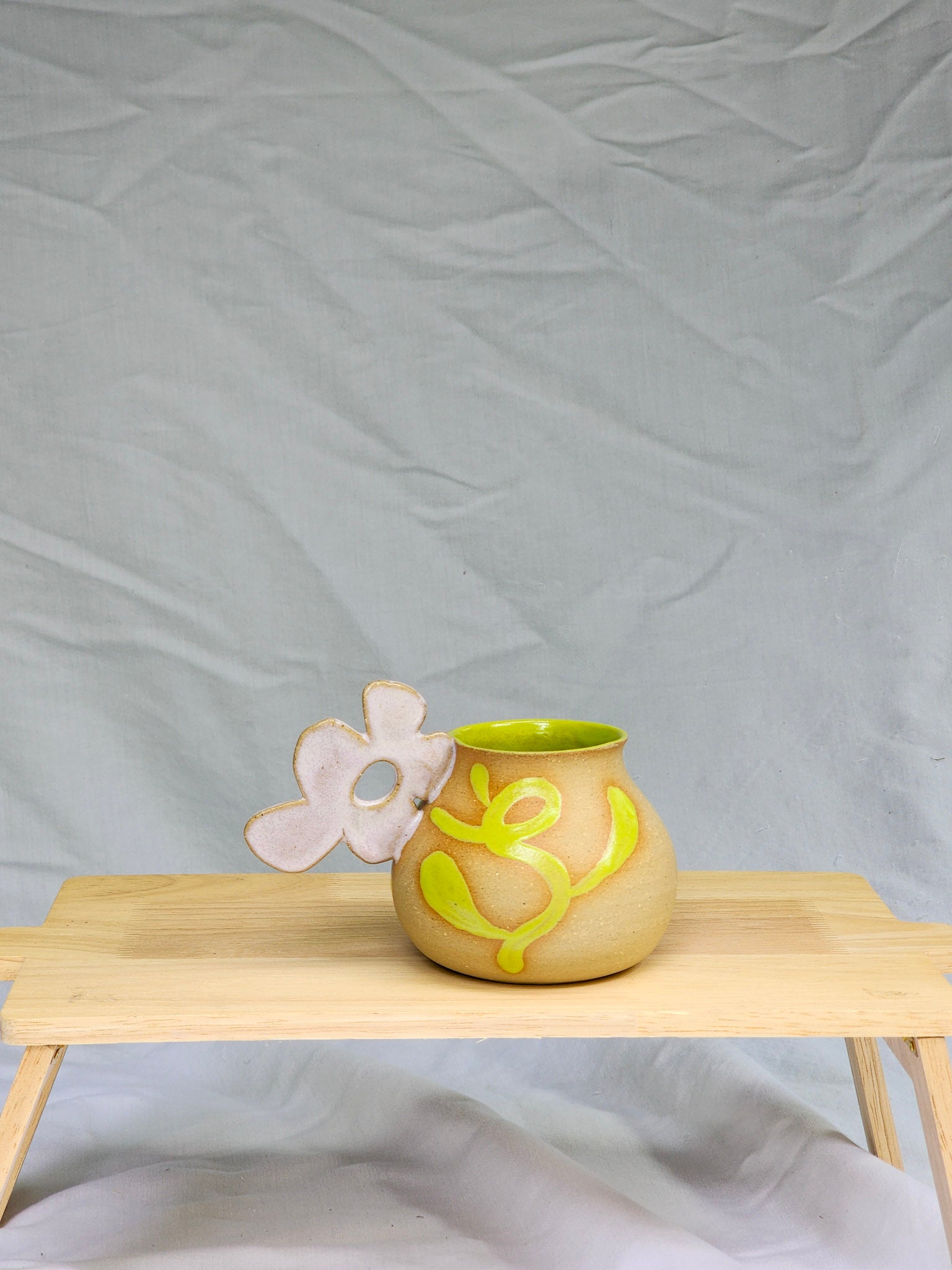 lilac flower handle mug - Kaelceramic