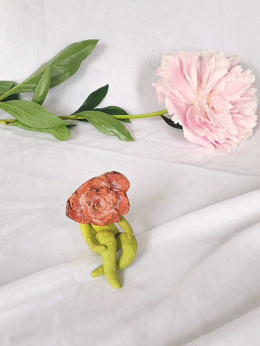 rosey gal sculpture - Kaelceramic