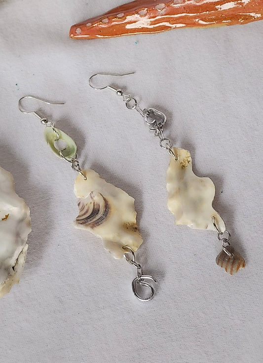 carved seashell earrings - Kaelceramic