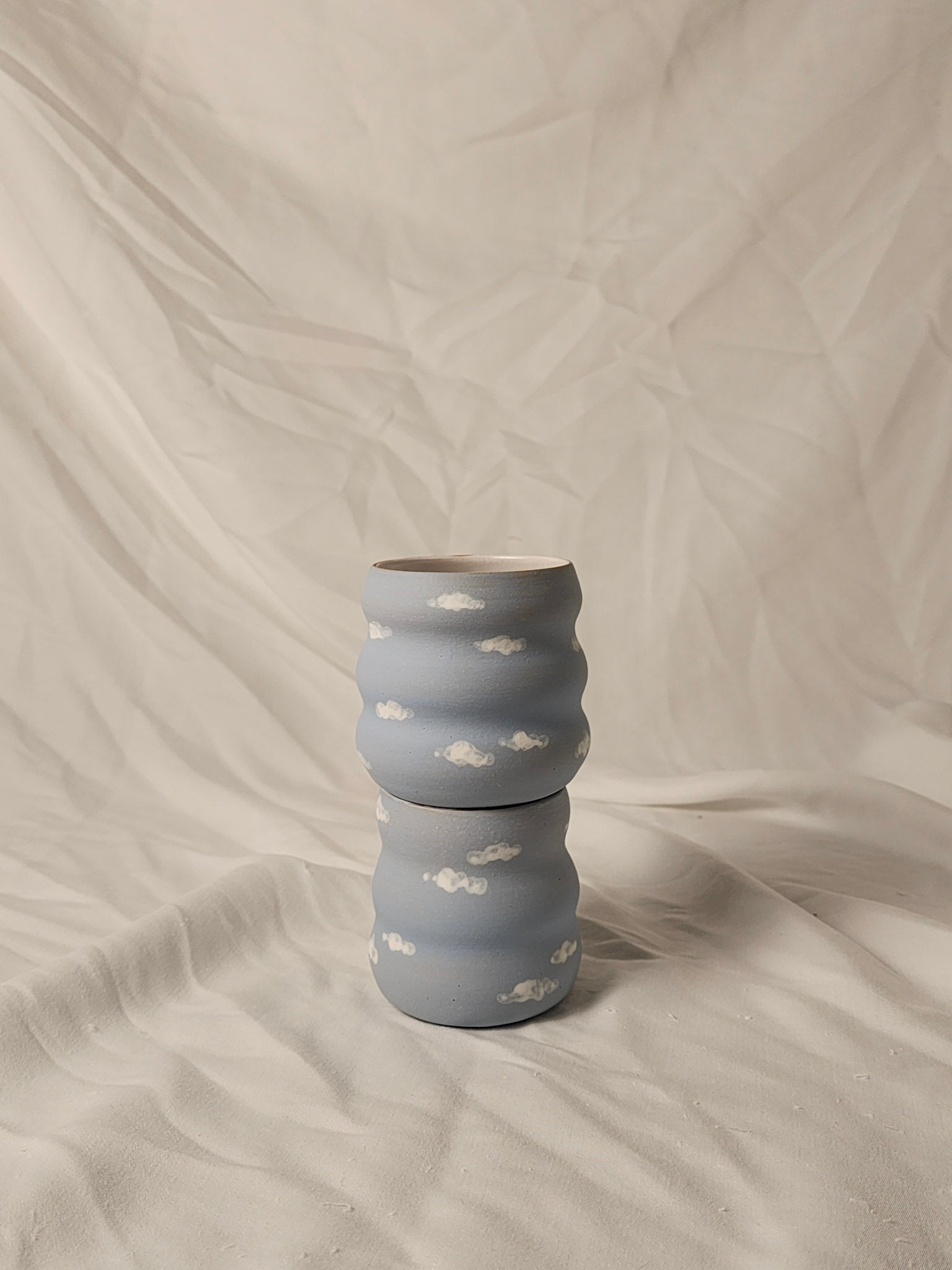 cloudie squiggle cup - matte white clouds - Kaelceramic