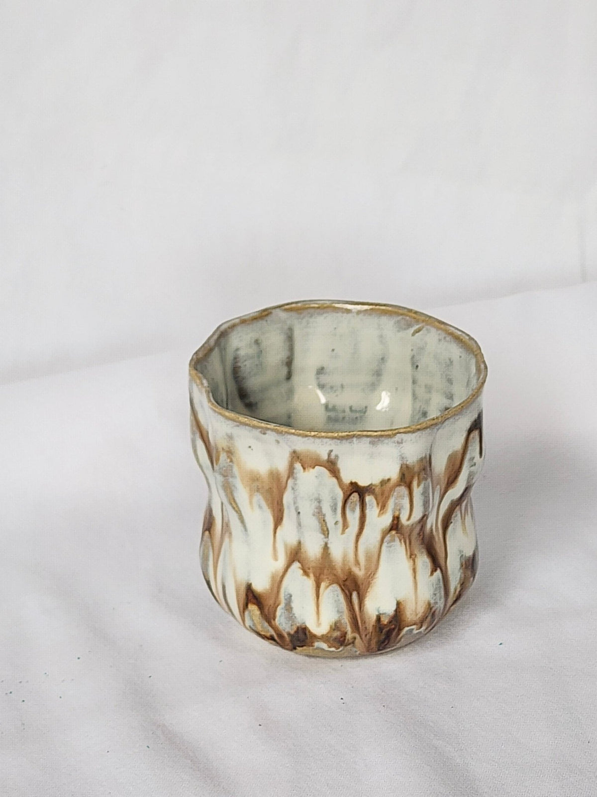 drippy scallop shell cup - Kaelceramic