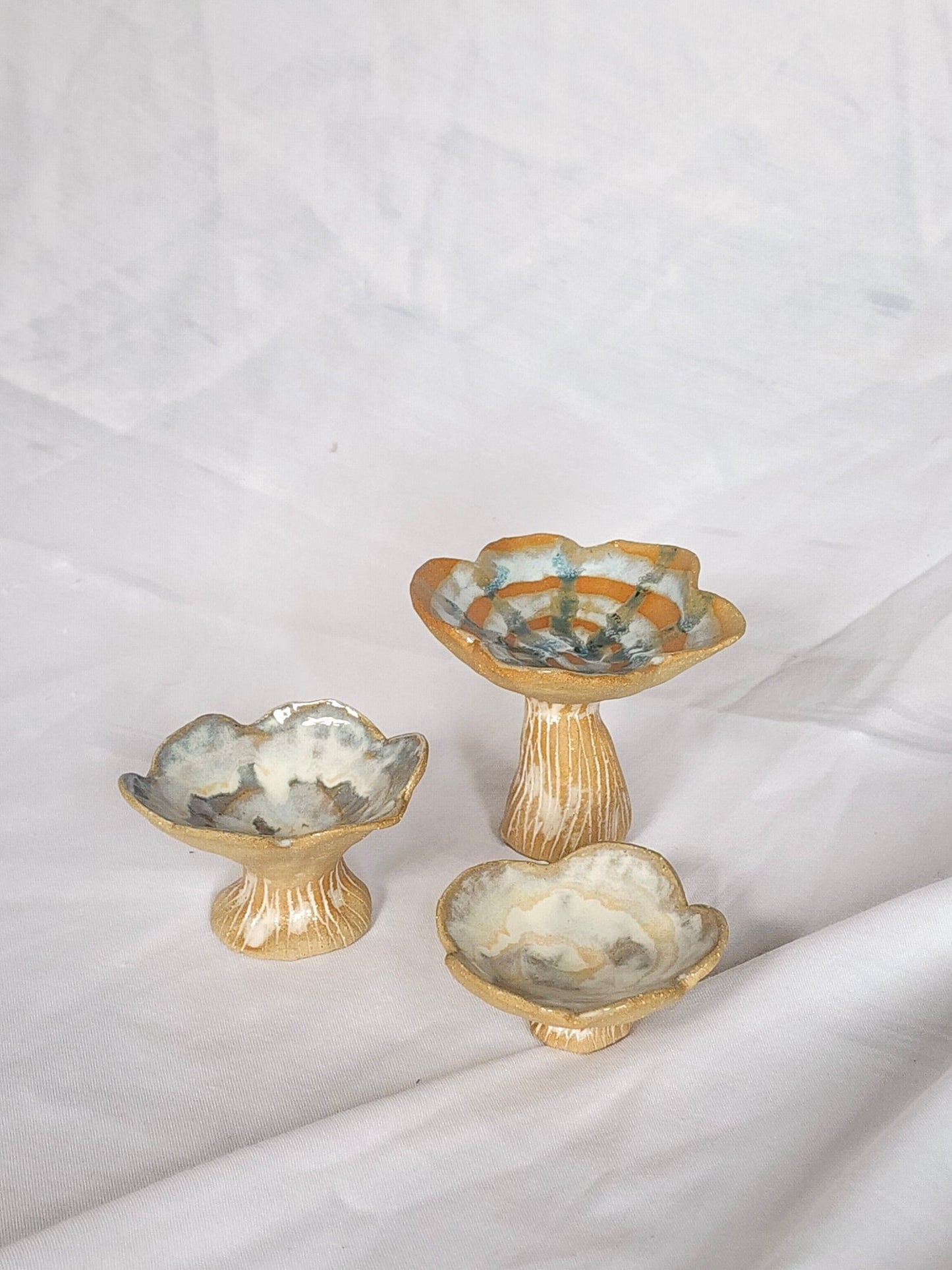 floral trinket dish - Kaelceramic