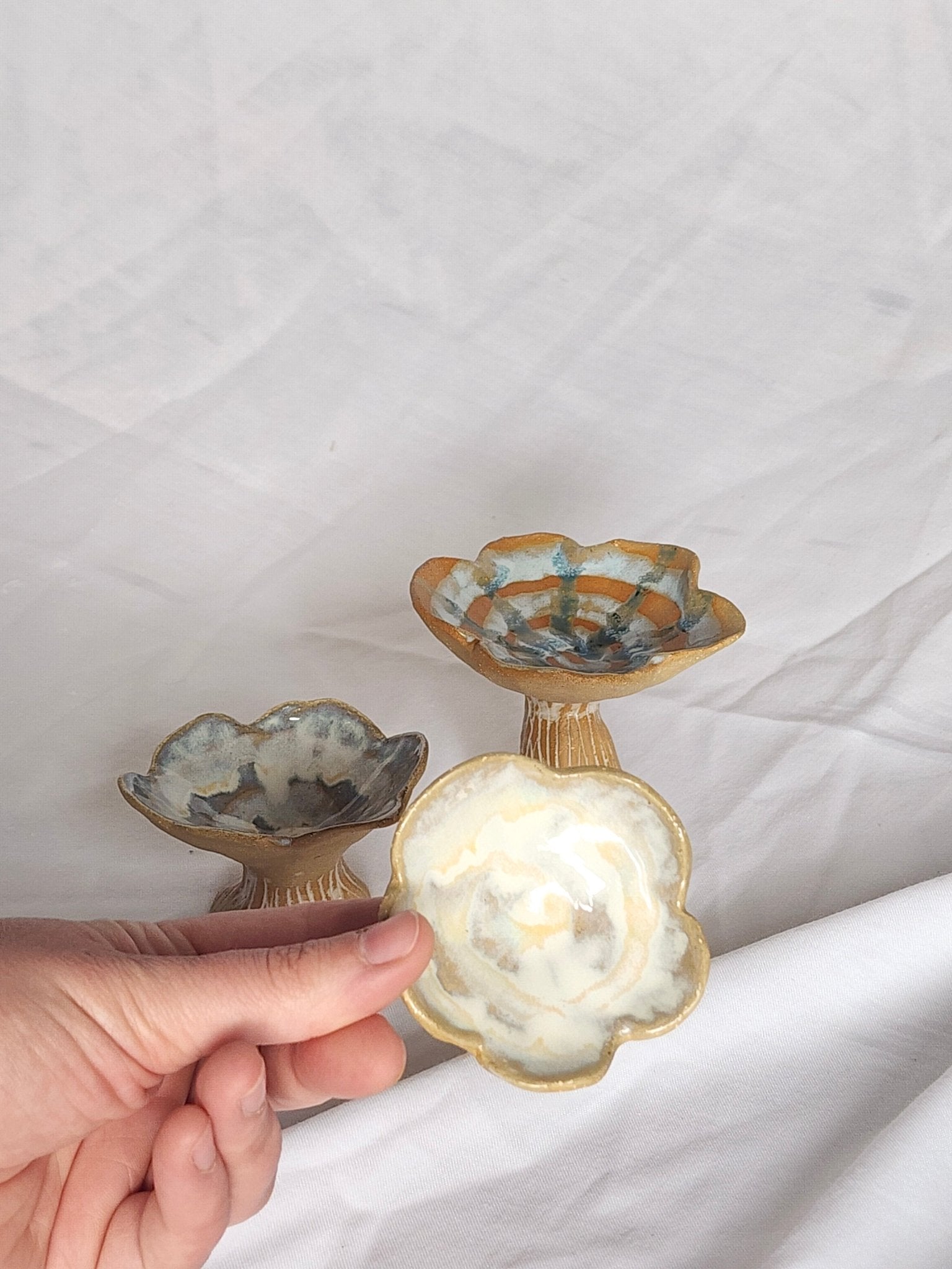 floral trinket dish - Kaelceramic