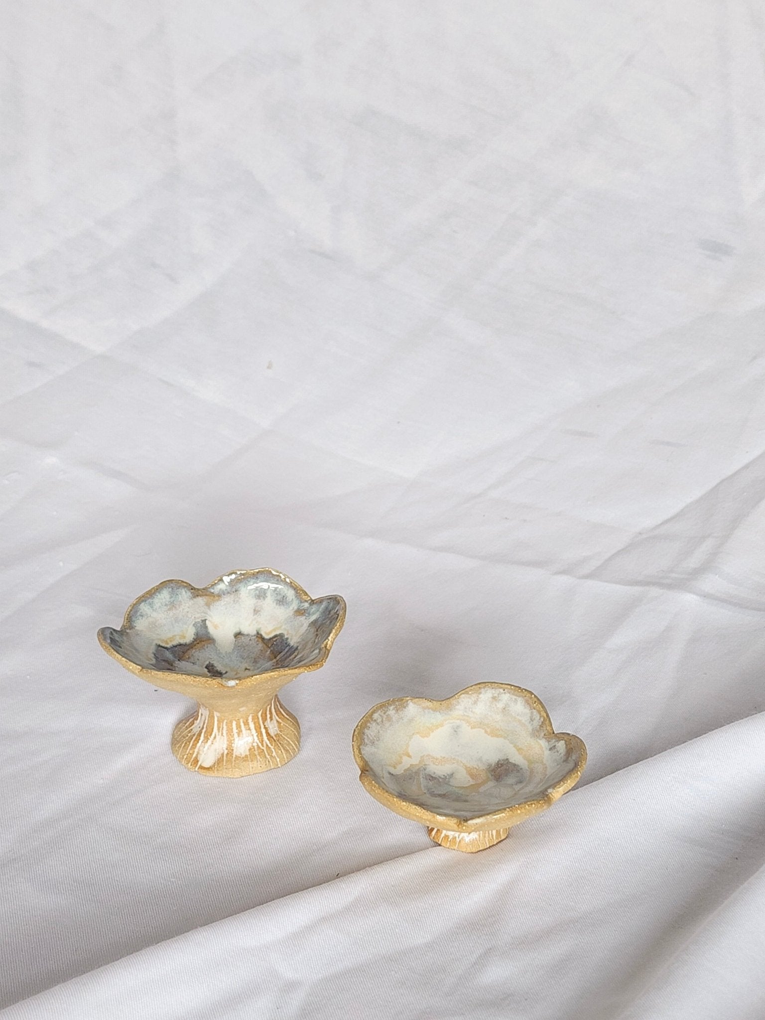 floral trinket dish - Kaelceramic
