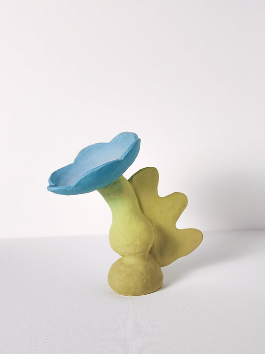 garden miss no. 3 sculpture - Kaelceramic