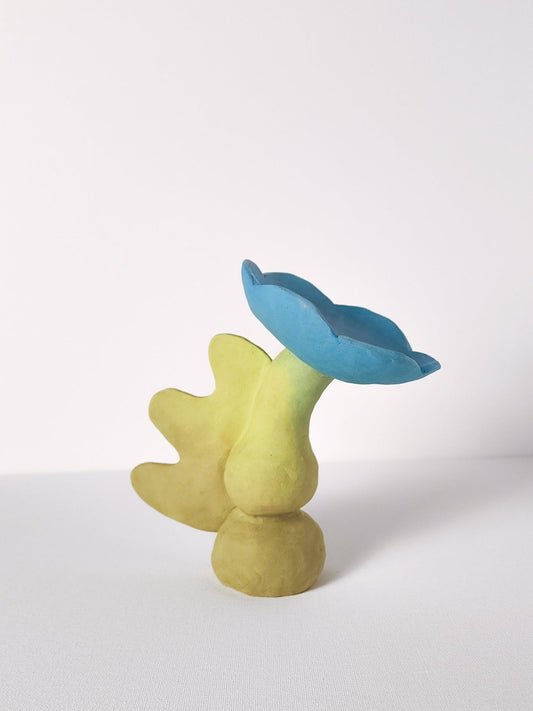 garden miss no. 3 sculpture - Kaelceramic