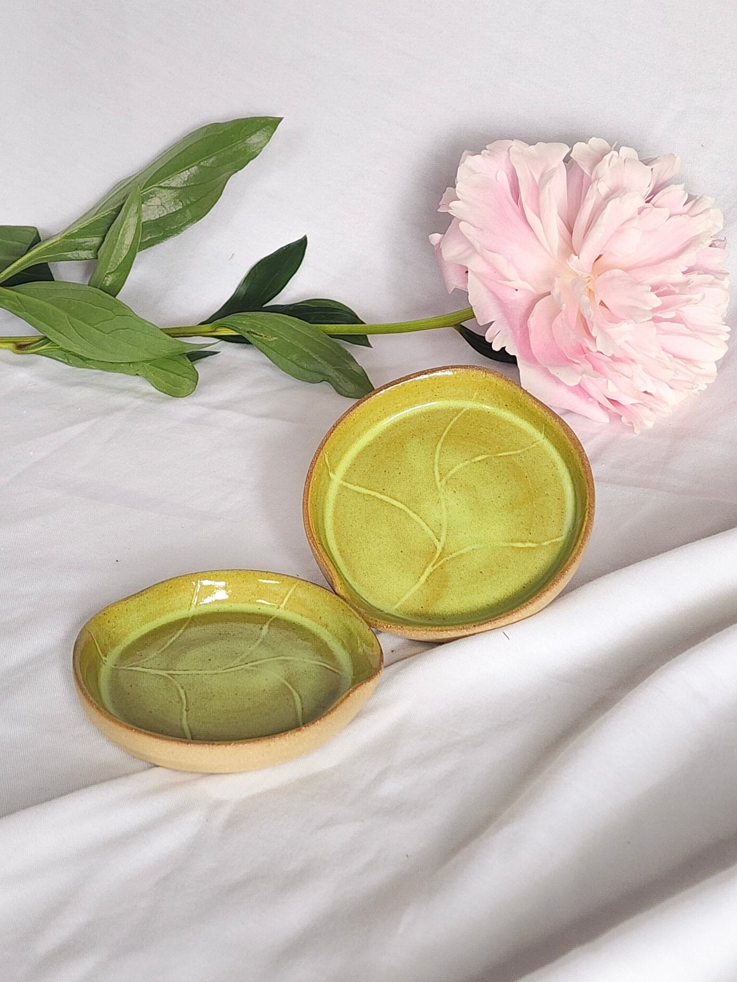 green lily leaf dessert dish - Kaelceramic