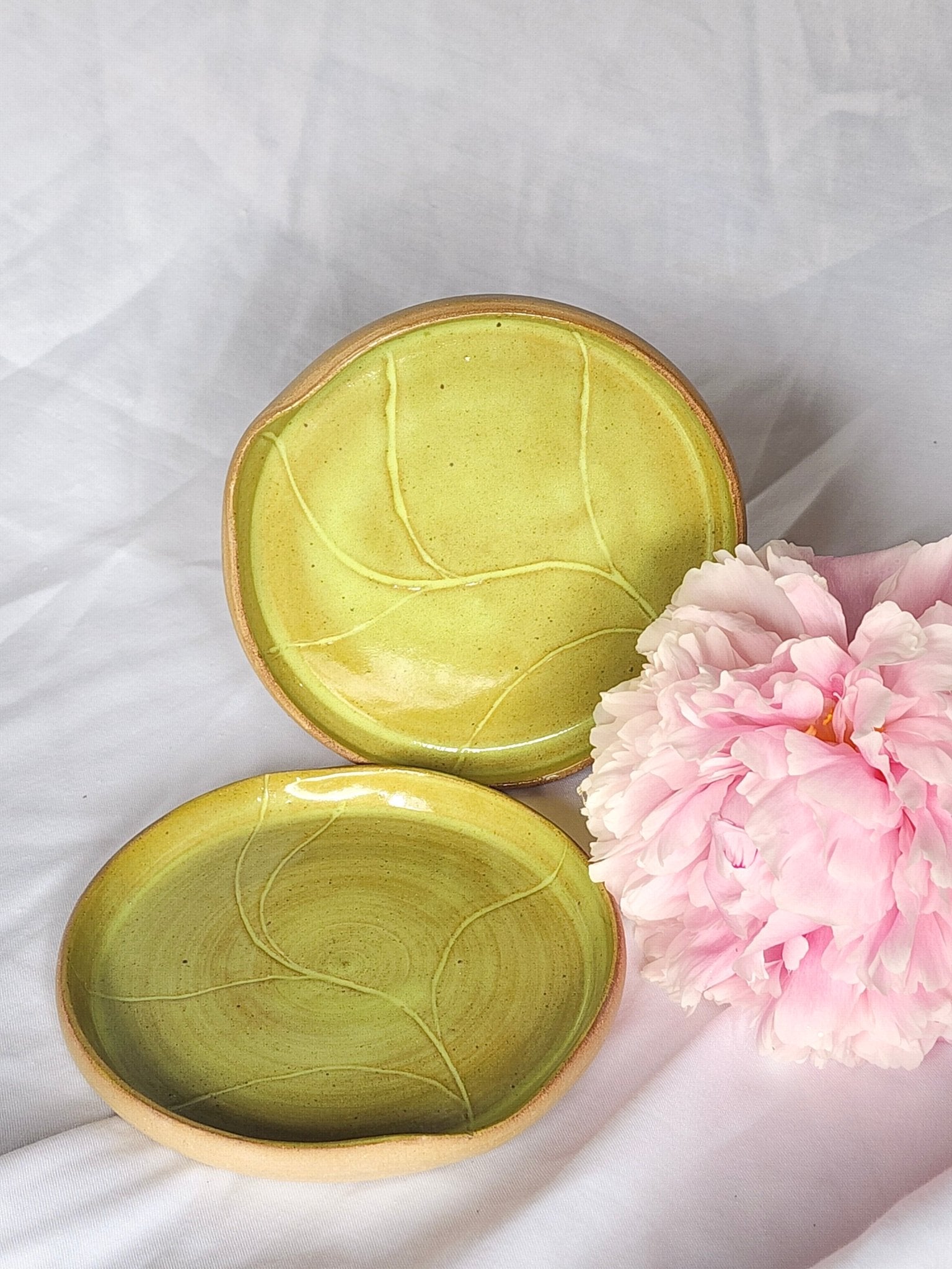 green lily leaf salad plate - Kaelceramic