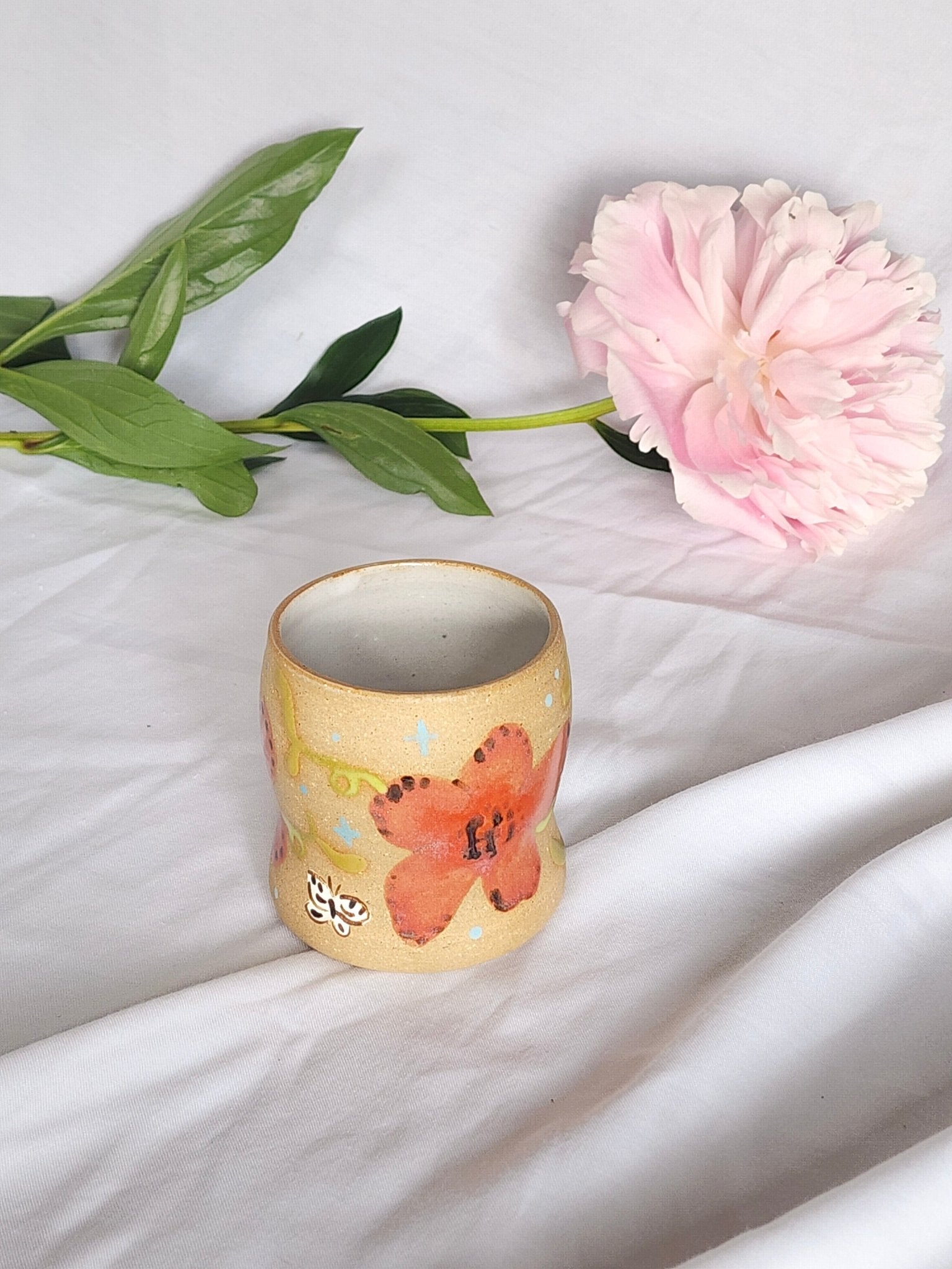 hot pink flower sipper - Kaelceramic