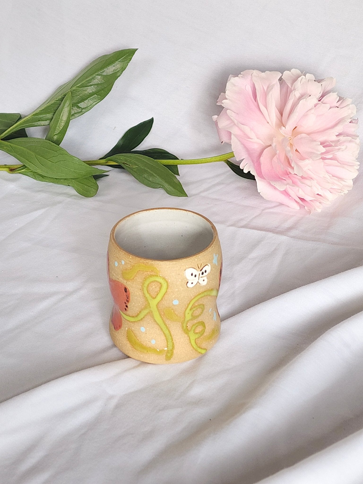 hot pink flower sipper - Kaelceramic