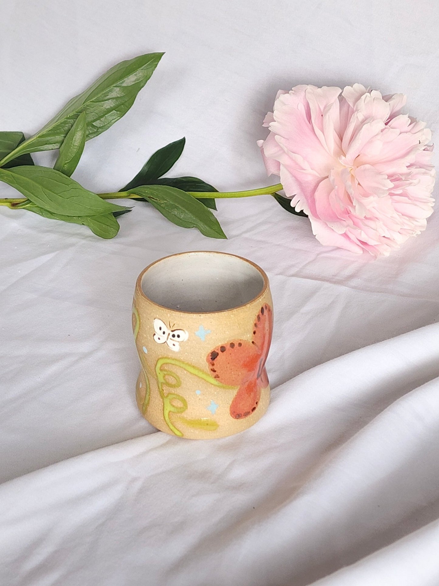 hot pink flower sipper - Kaelceramic