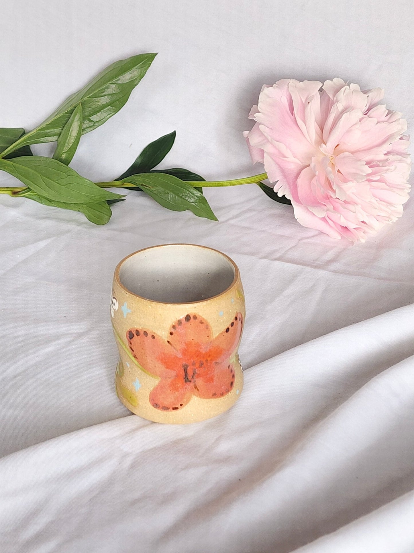 hot pink flower sipper - Kaelceramic