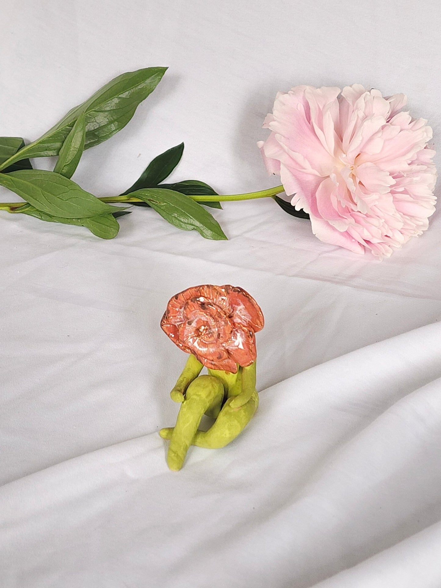 rosey gal sculpture - Kaelceramic
