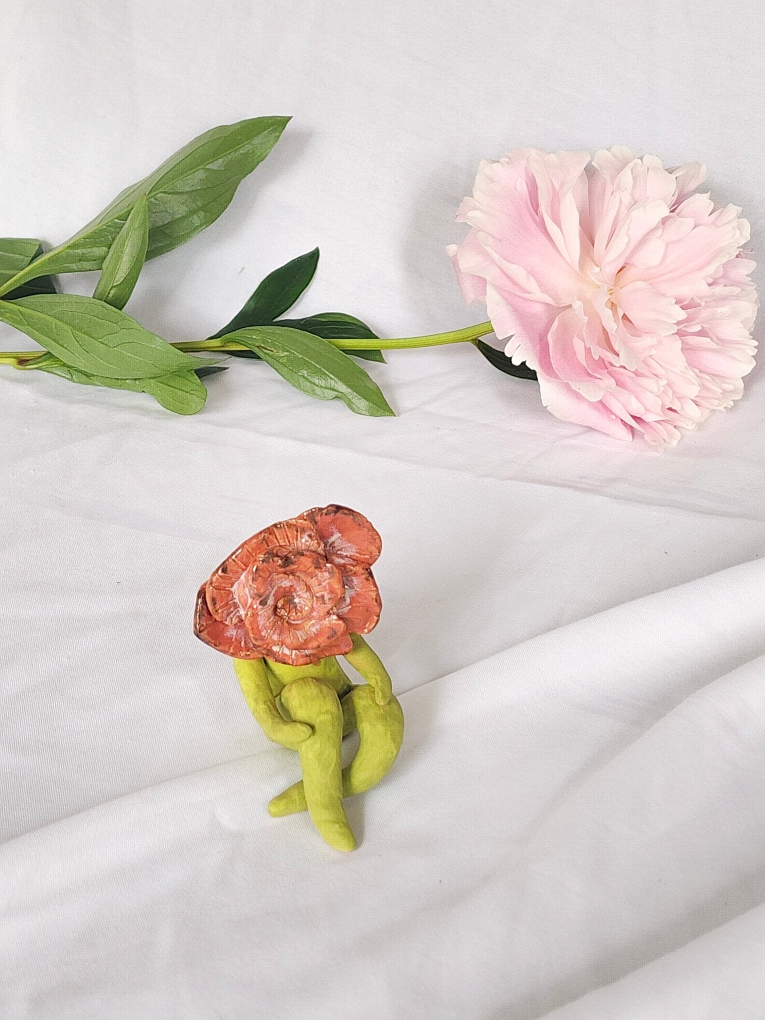 rosey gal sculpture - Kaelceramic