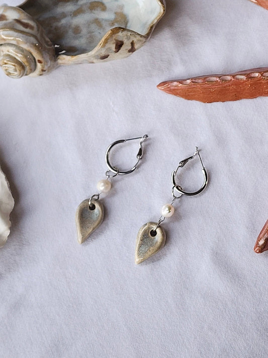 seashell hoop earrings - Kaelceramic