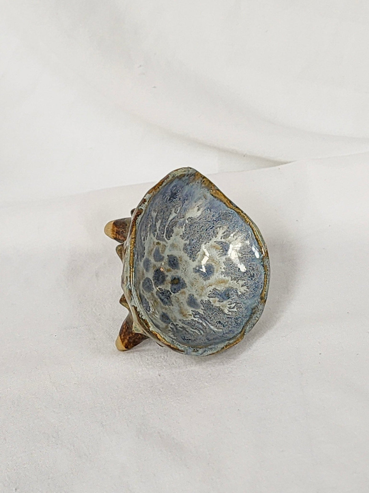 spikey shell trinket dish - Kaelceramic