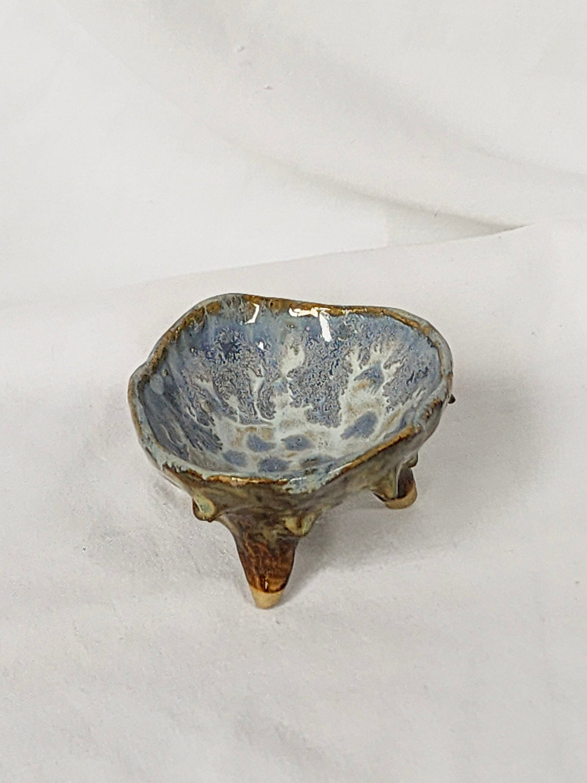 spikey shell trinket dish - Kaelceramic