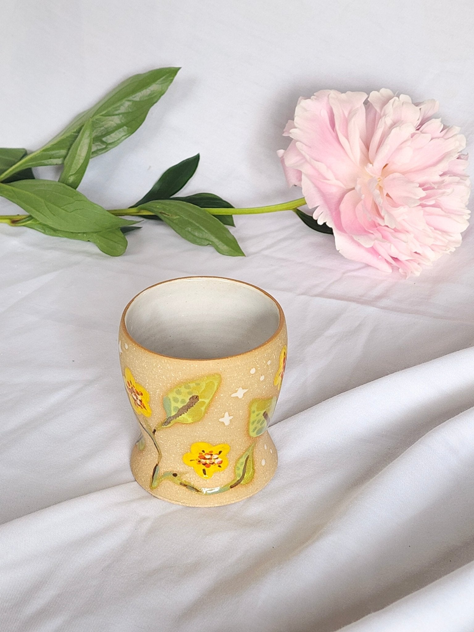 yellow flower sipper - Kaelceramic