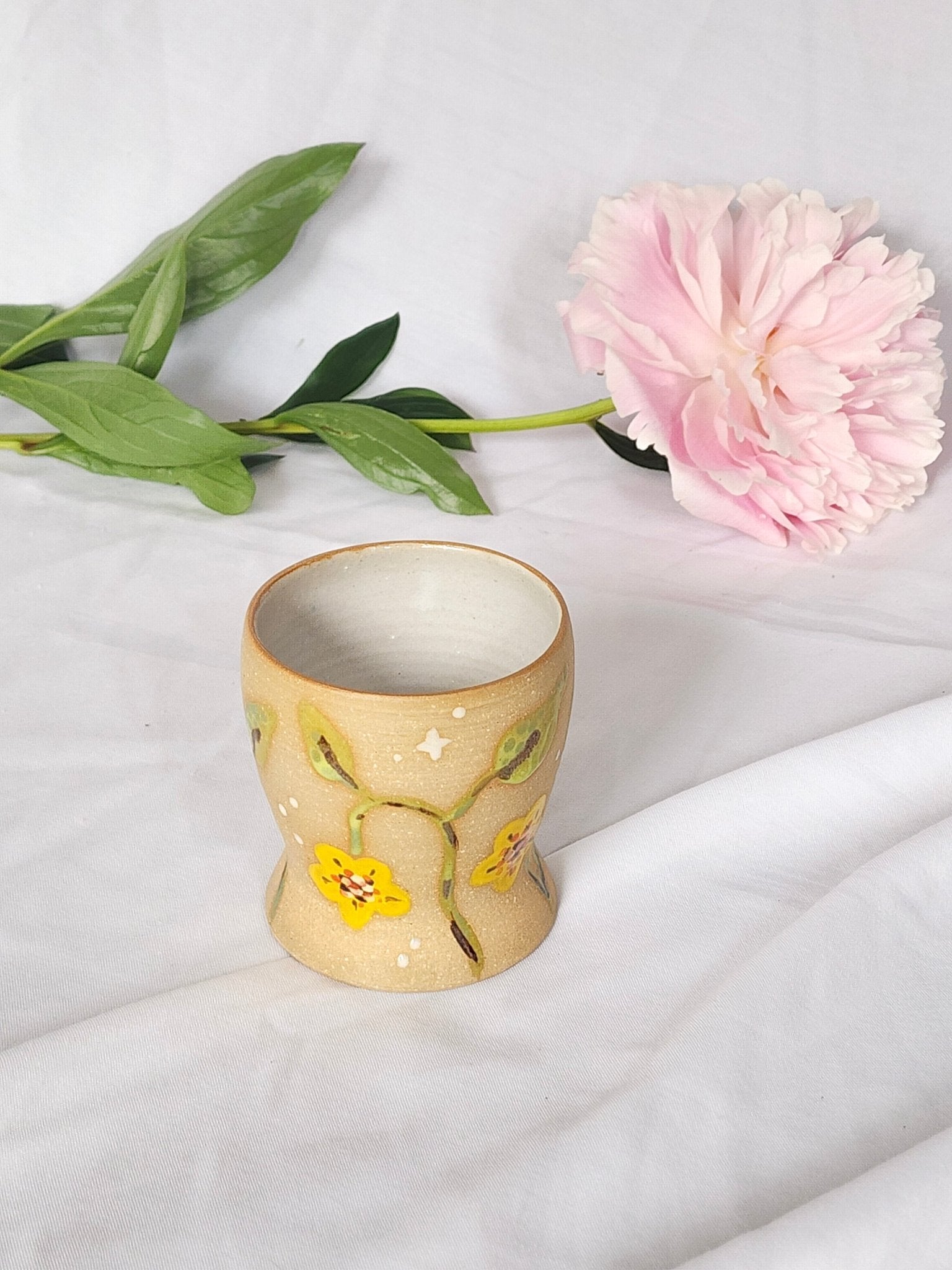 yellow flower sipper - Kaelceramic